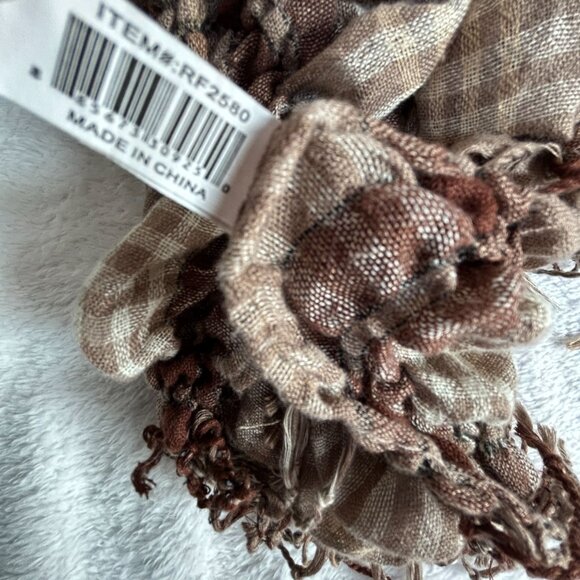 Women’s Brown Ruched Scarf Wrap Fringe Textured Plaid Lightweight 80x11 Boho - Picture 3 of 4